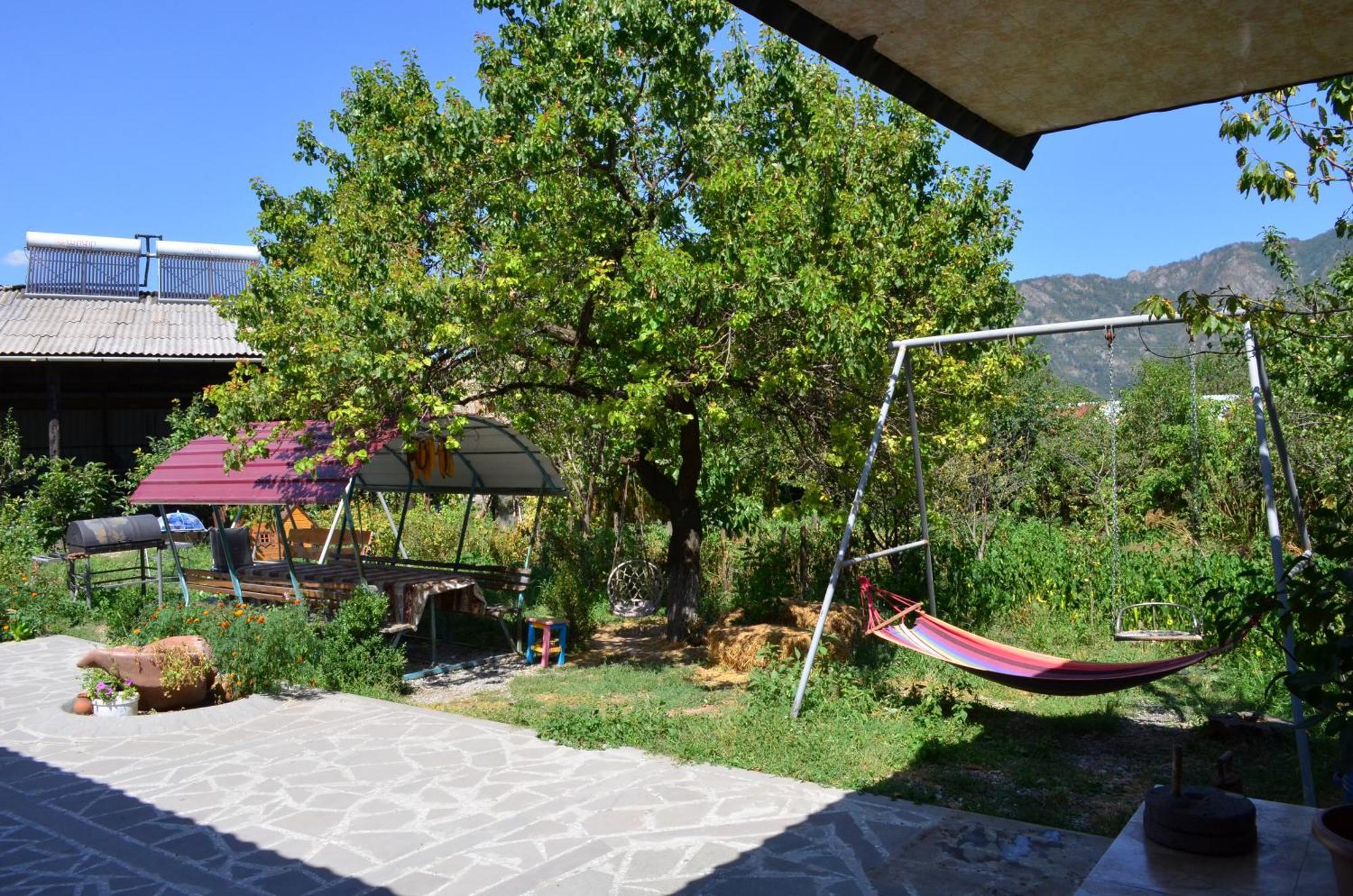 Aghasu Tun B&B Odzun Extérieur photo